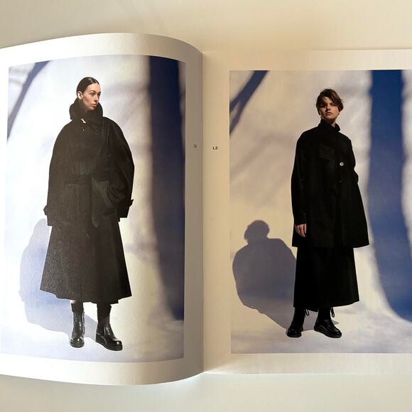 Y’s by Yohji Yamamoto 2022/23 look Book catalog - Picture 3 of 3